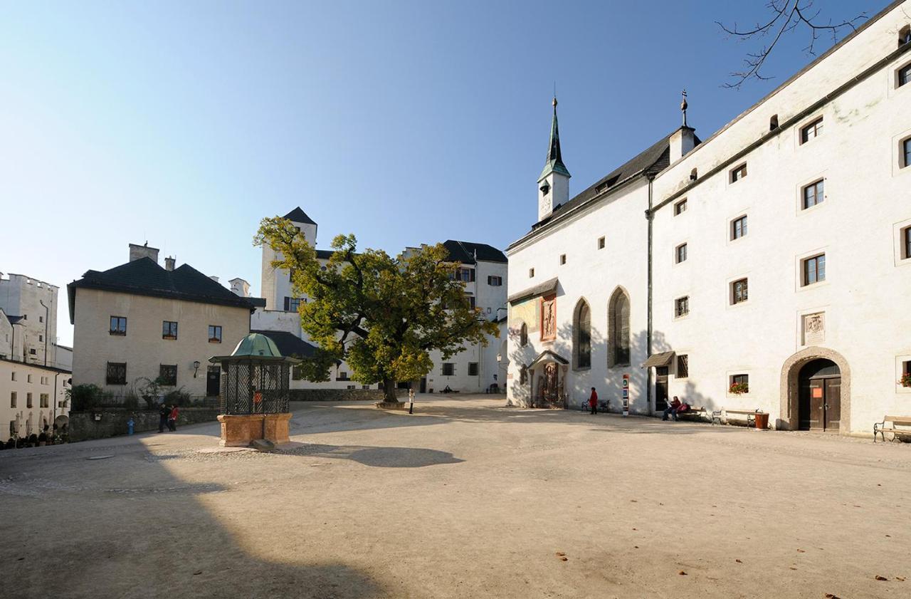 Haus Weidmannsheil - Wohnen Im Romantischen Forsthaus Werfen Eksteriør bilde