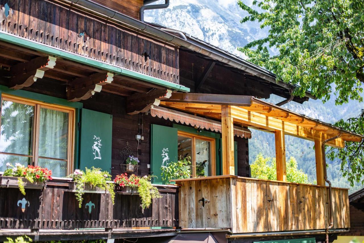 Haus Weidmannsheil - Wohnen Im Romantischen Forsthaus Werfen Eksteriør bilde